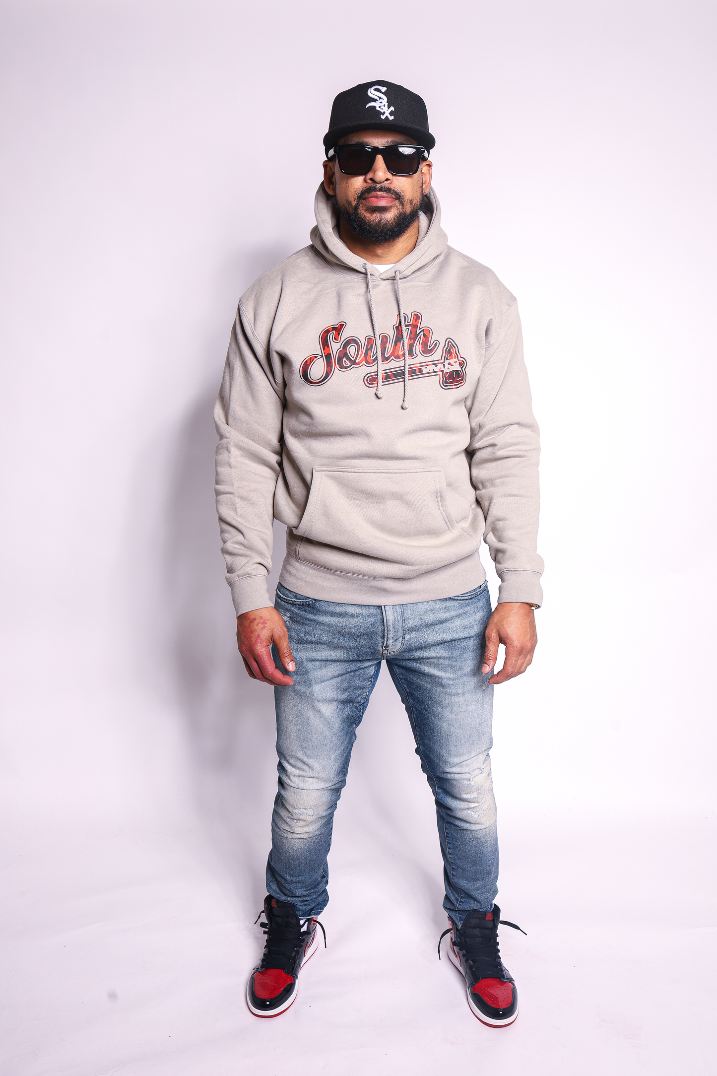 PREMIUM HEAVYWEIGHT Tomahawk Red Camo Hoodie (Cement/Red)