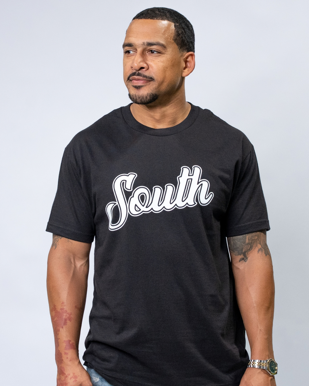 Classic South Script Tee - Black/White