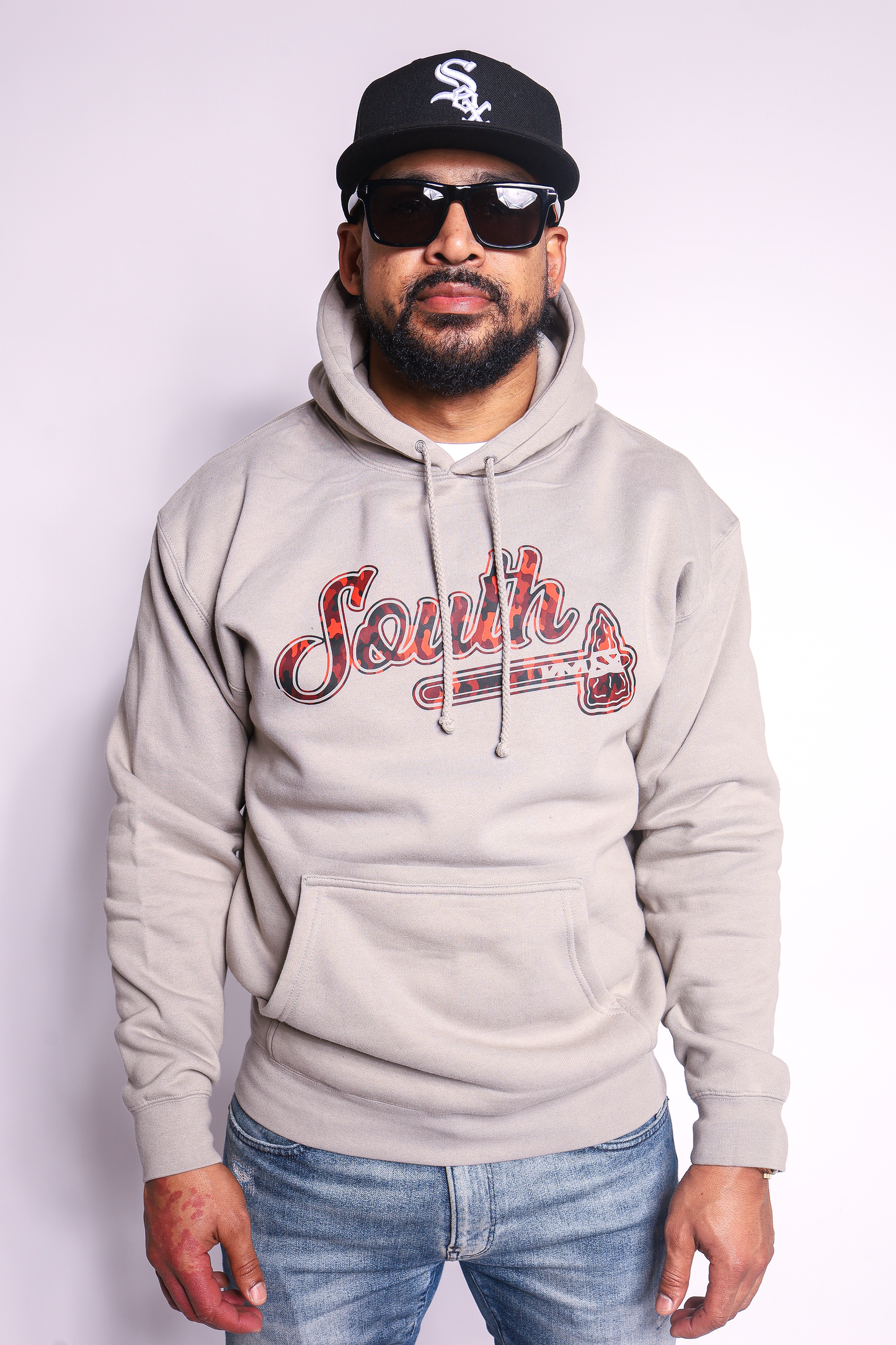 PREMIUM HEAVYWEIGHT Tomahawk Red Camo Hoodie (Cement/Red)