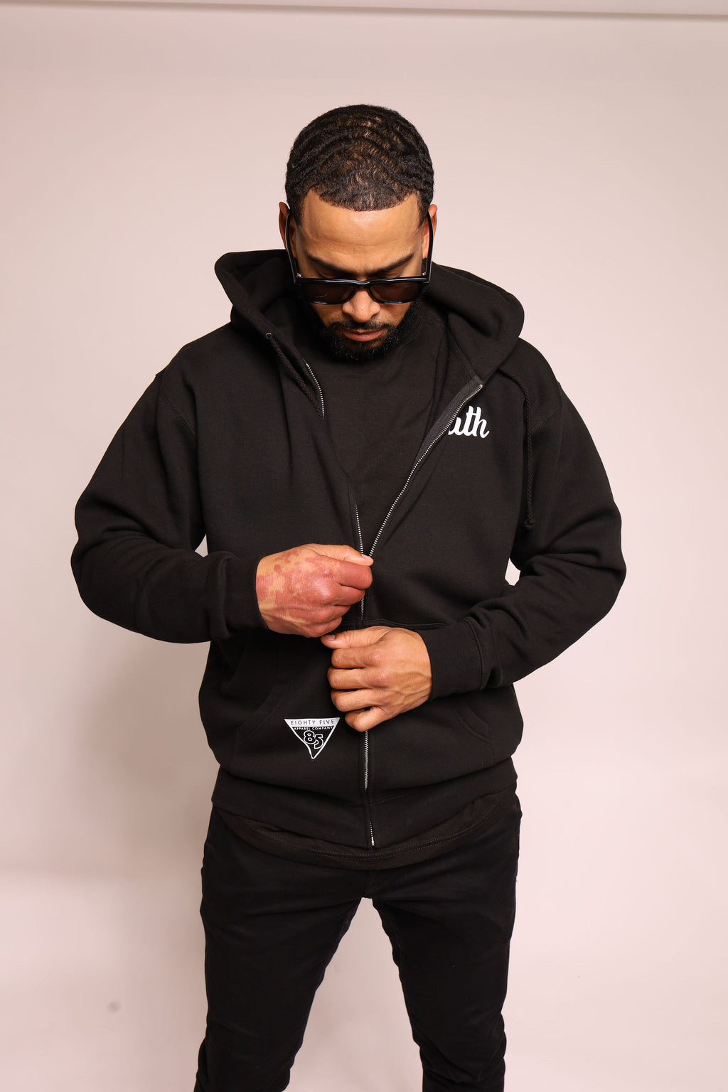 Eighty Five South Zip Up Hoodie - Black/White