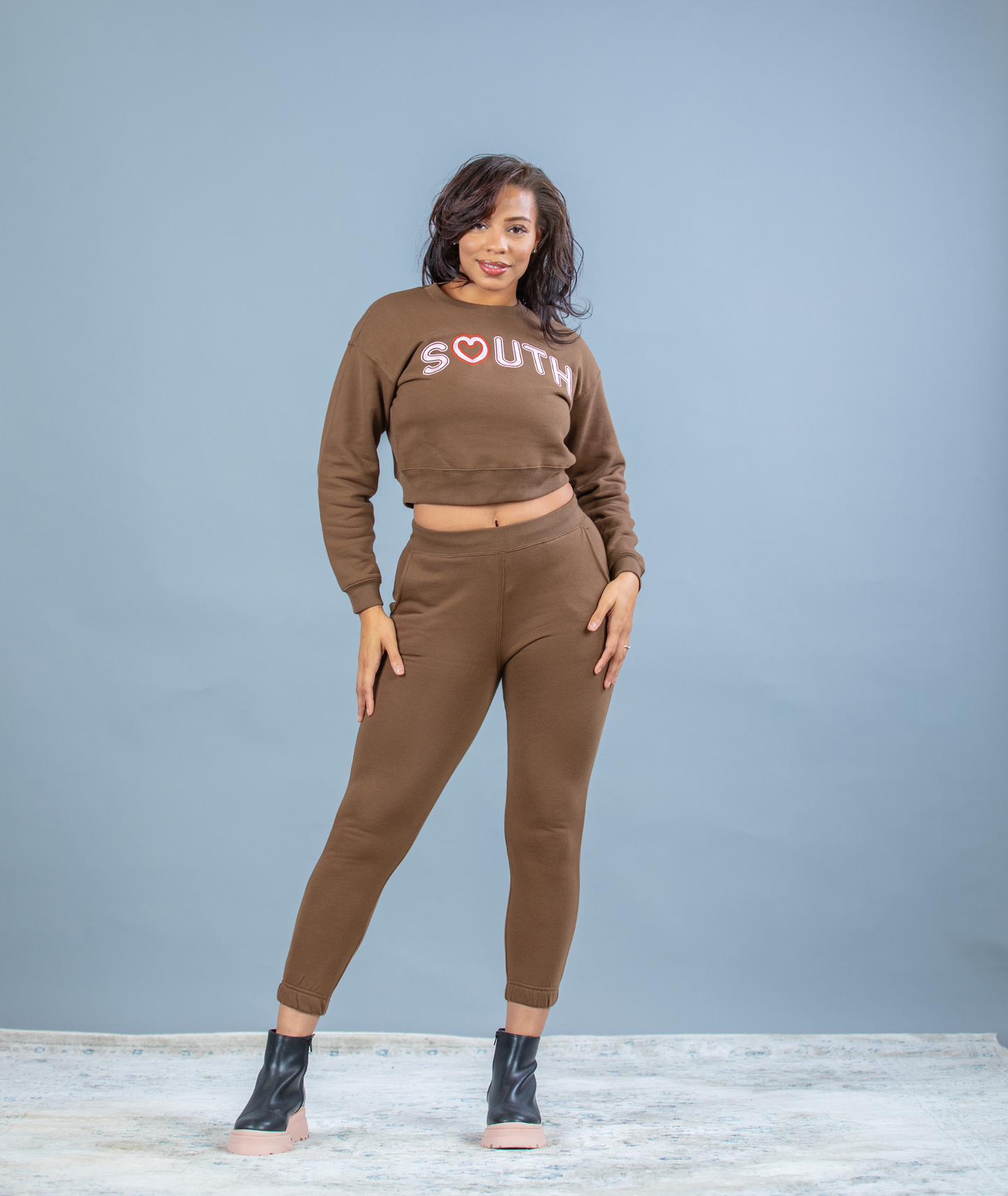 Women Chocolate Heart of the South Crewneck
